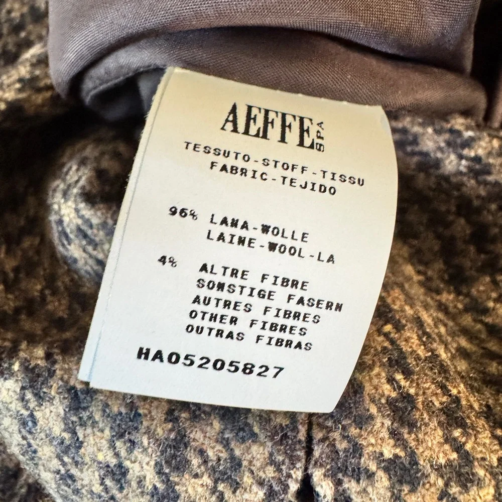 Vintage MOSCHINO Cheap And Chic Virgin Wool Tweed Blazer Jacket - Picture 8 of 8